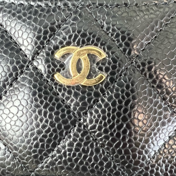 Chanel Caviar Quilted Card Holder in Black. - Picture 3 of 3